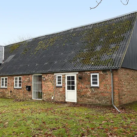 3 Bedroom Cozy In Skaerbaek Semesterbostad